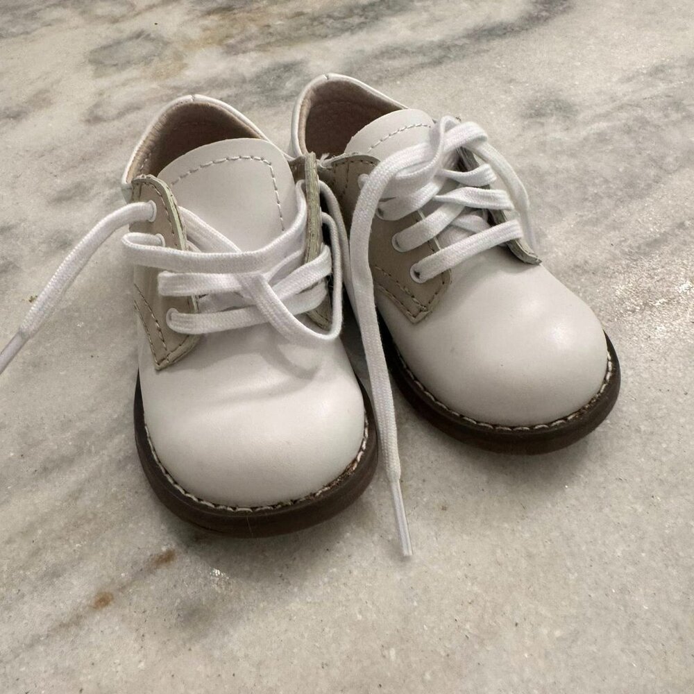 FootMates White & Brown Lace-Up Kids Dress Shoes